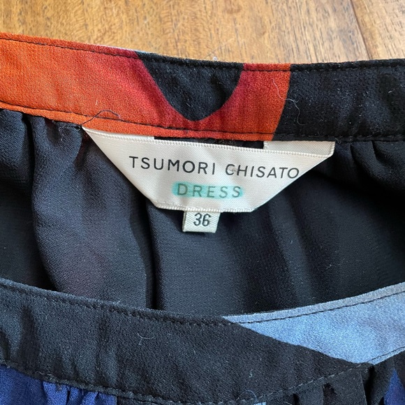 Tsumori Chisato stunning silk dress in excellent condition. - Picture 3 of 3